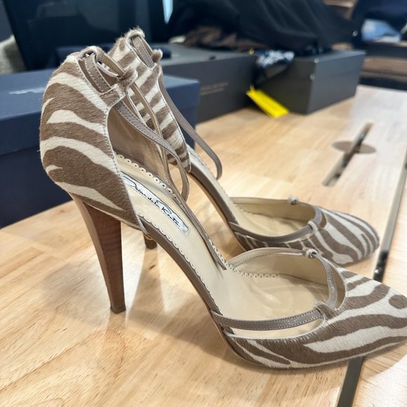 Oscar de la Renta Shoes - Oscar de la Renta zebra stripe stiletto in pony calfskin, size 10